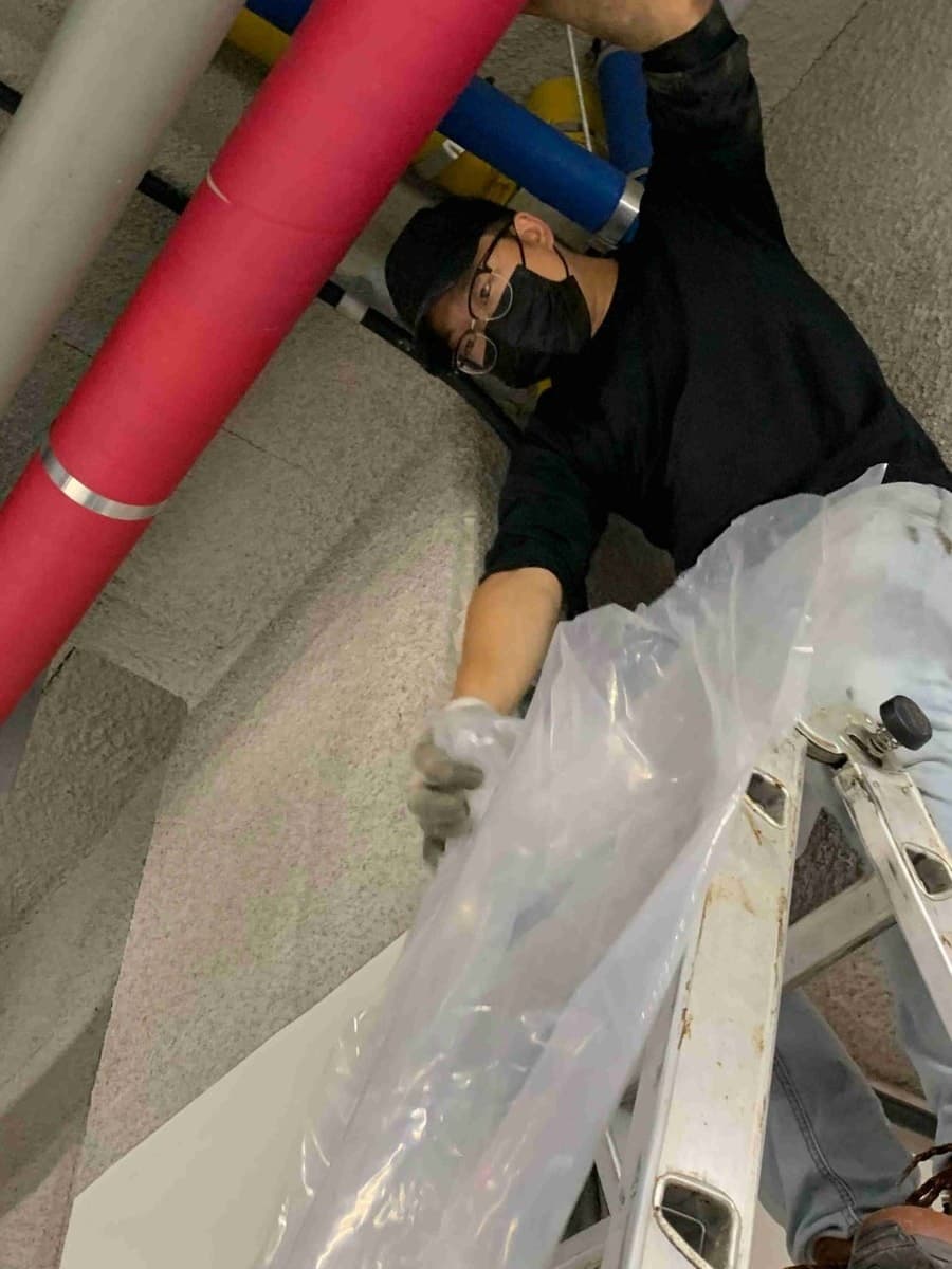 동탄 카페 싱크대 역류 — P트랩을 열기 전에 비닐 터널부터 쳤습니다